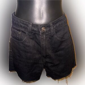 Women’s black jean short
